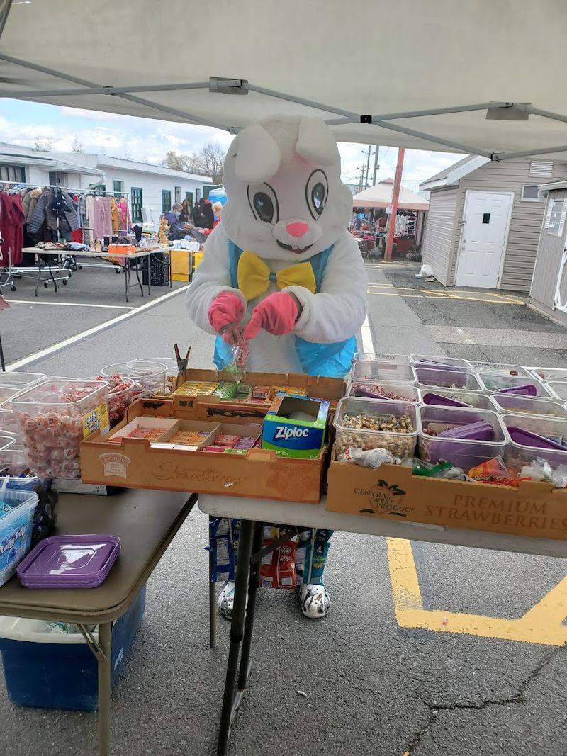 What the Weekend Experience Actually Looks Like