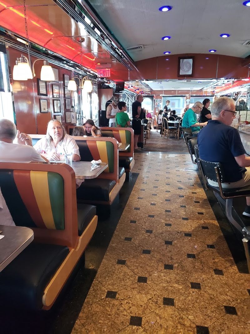 A Dining Room Built for Everyone