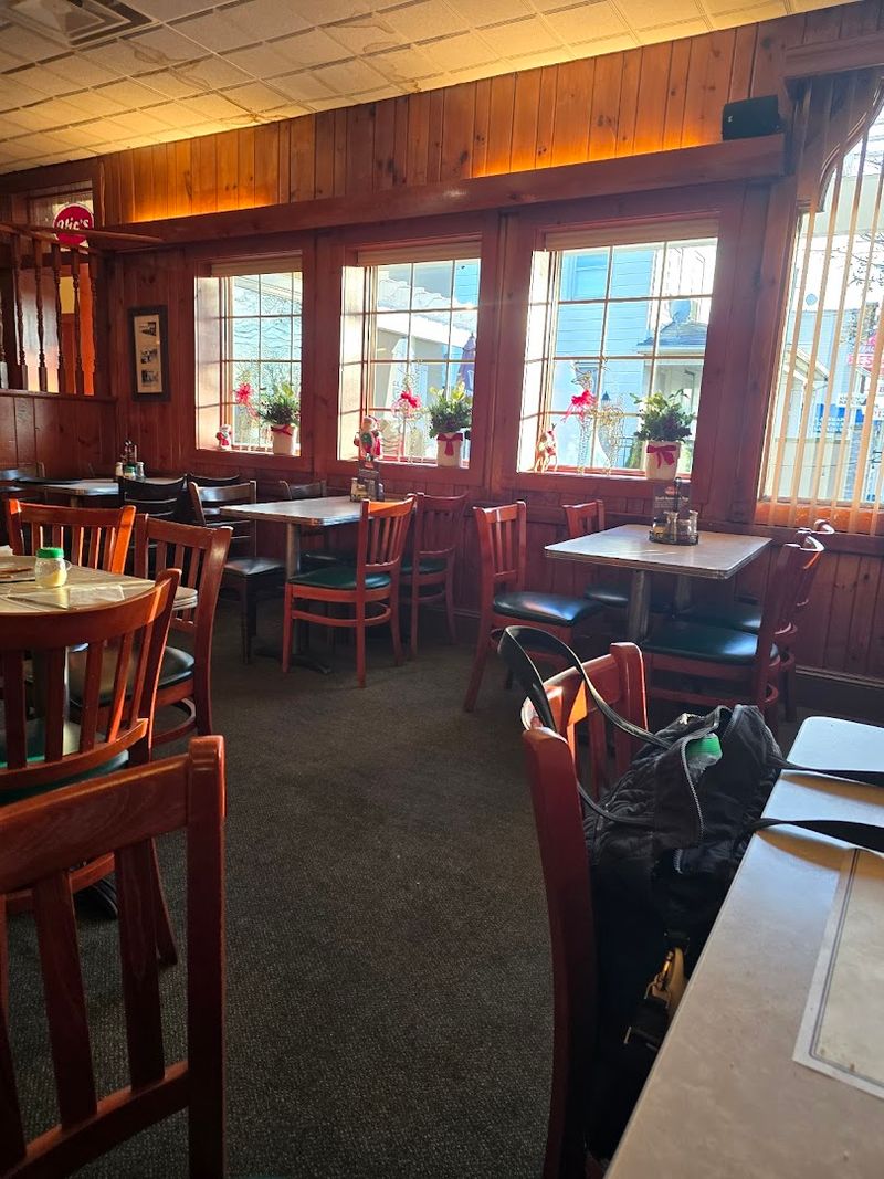 Old School Atmosphere in a New World