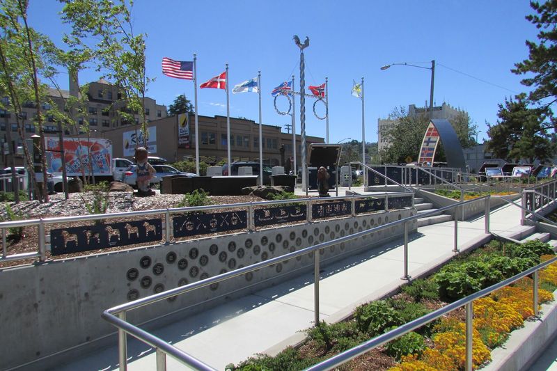 The Flags, Railings, and Landscaping That Set the Atmosphere