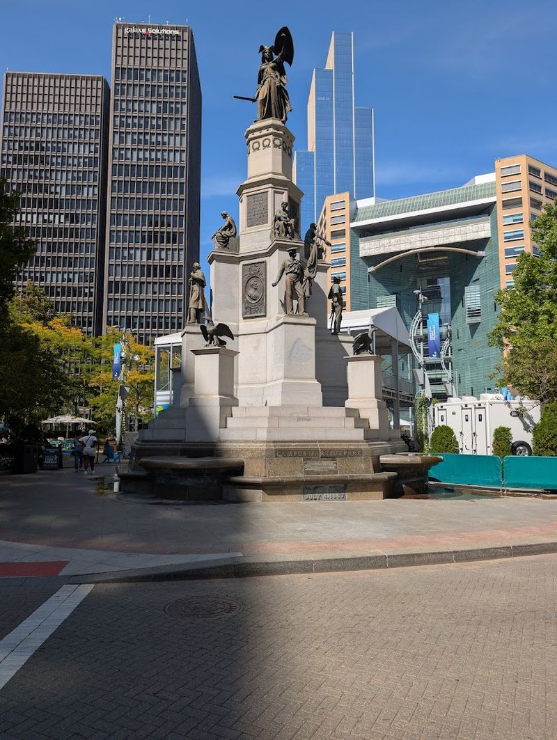 The Day Detroit Gathered to Unveil It