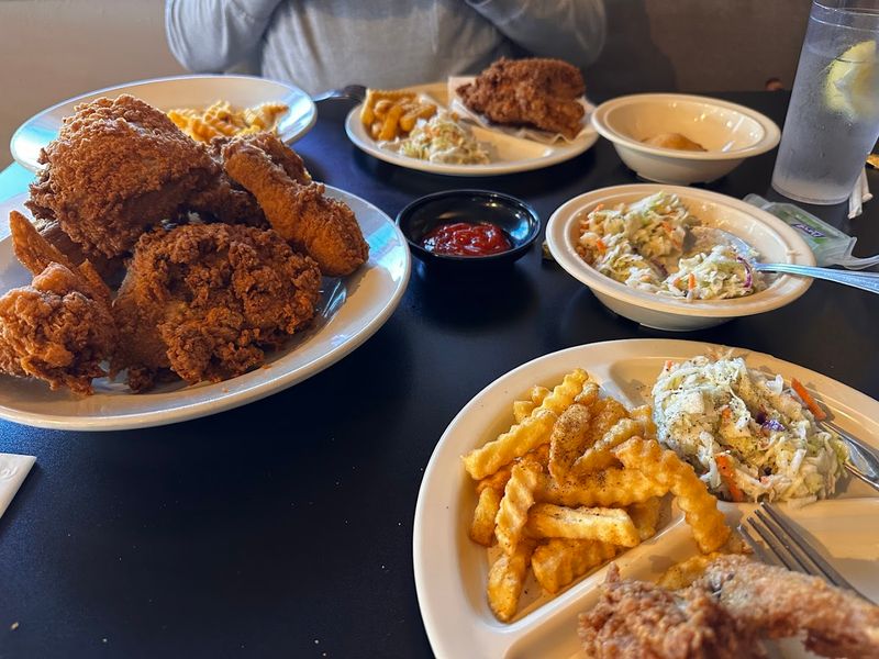 A Menu Built for Sharing and Exploring