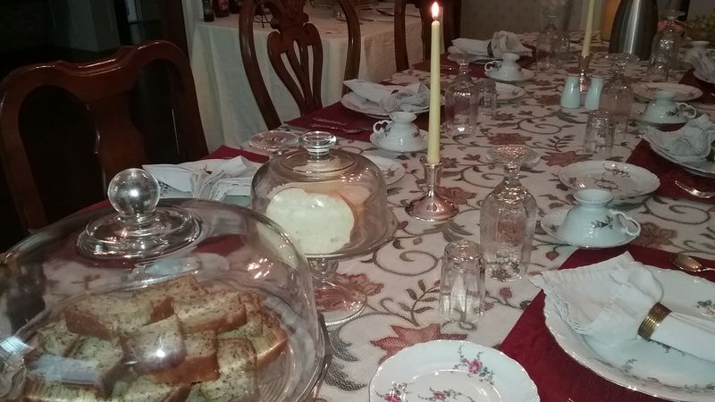 Breakfast by Candlelight: A Morning Ritual Worth Waking Up For