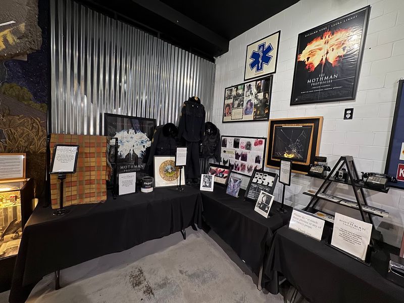 Props and Memorabilia from The Mothman Prophecies Film