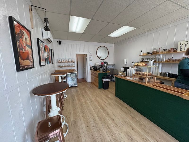 A Cozy Space That Punches Above Its Square Footage