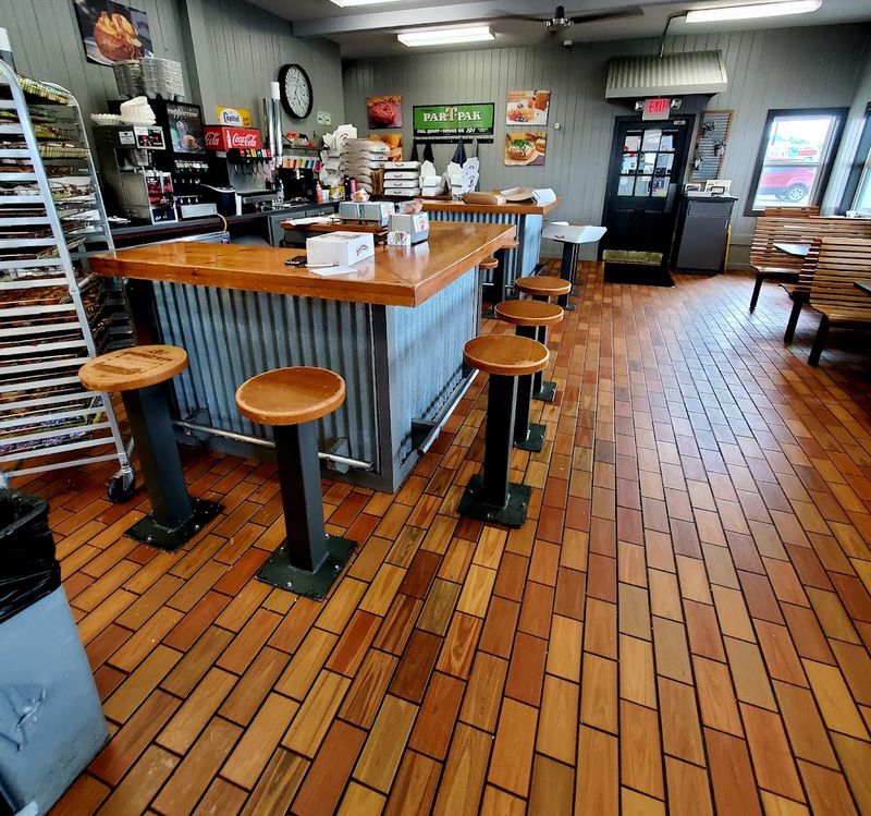 Hours That Work for Early Birds and Evening Cravings Alike