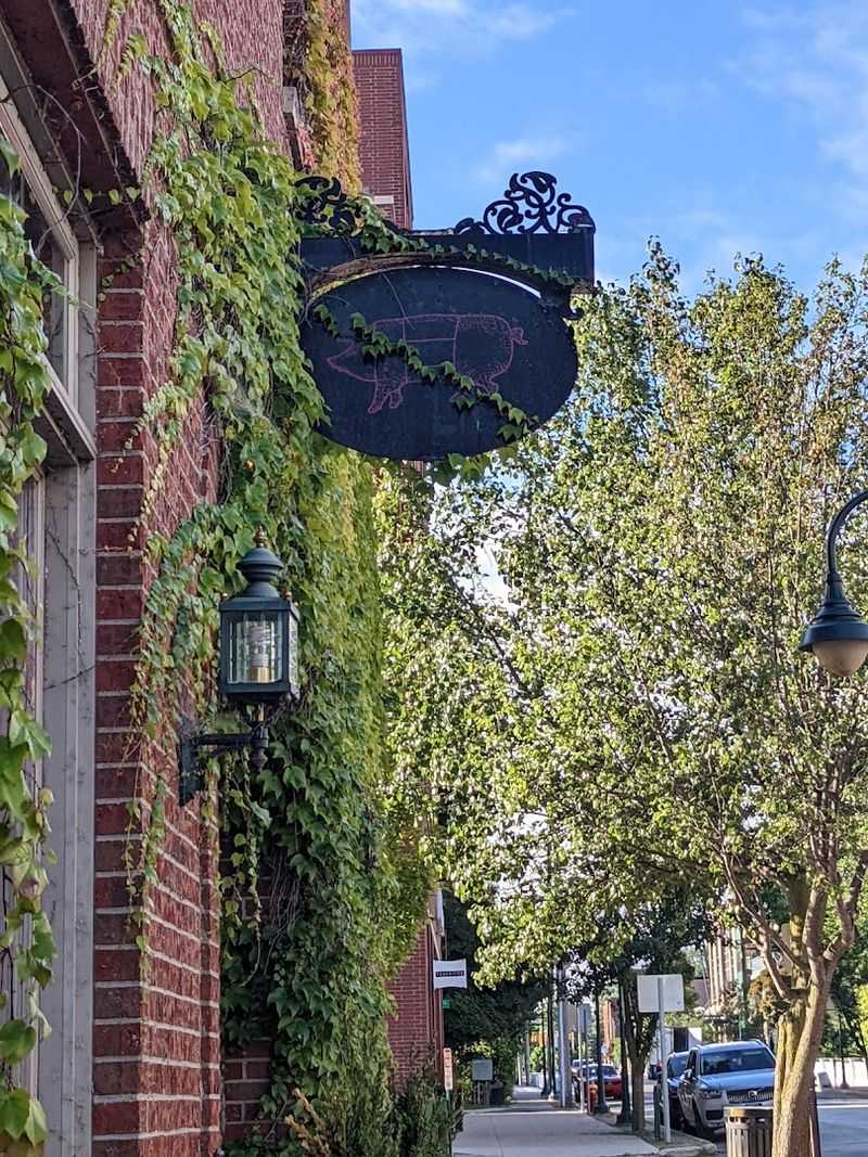 A Perfect Launchpad for a Day on Grand Traverse Bay