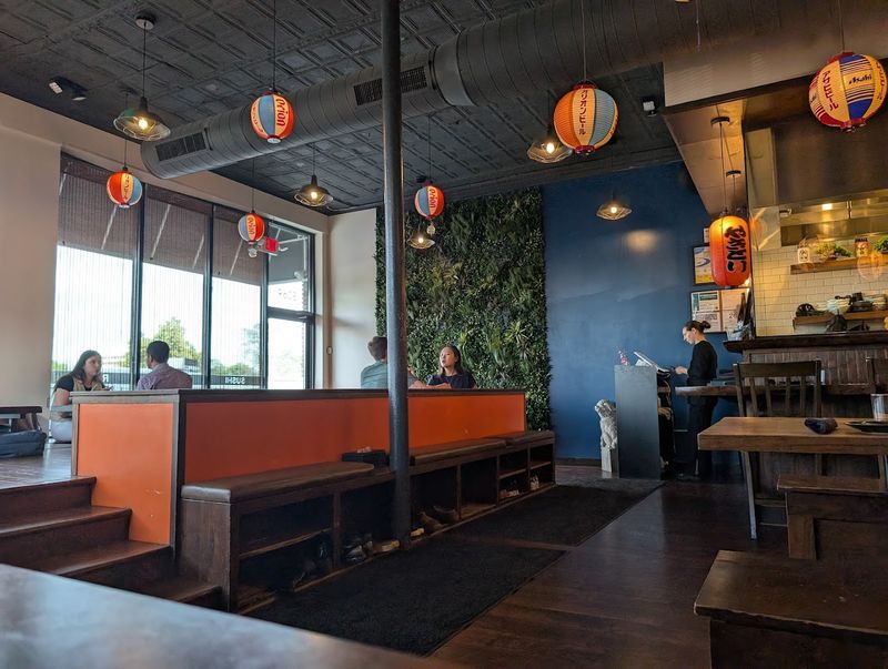 Two Ways to Sit: Choosing Your Dining Experience