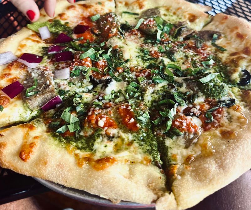 The Pizza Crust That Gets People Talking