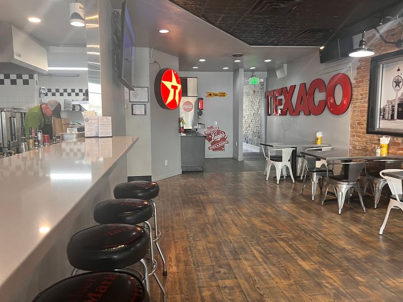 The Retro Gas-Station Atmosphere That Actually Works