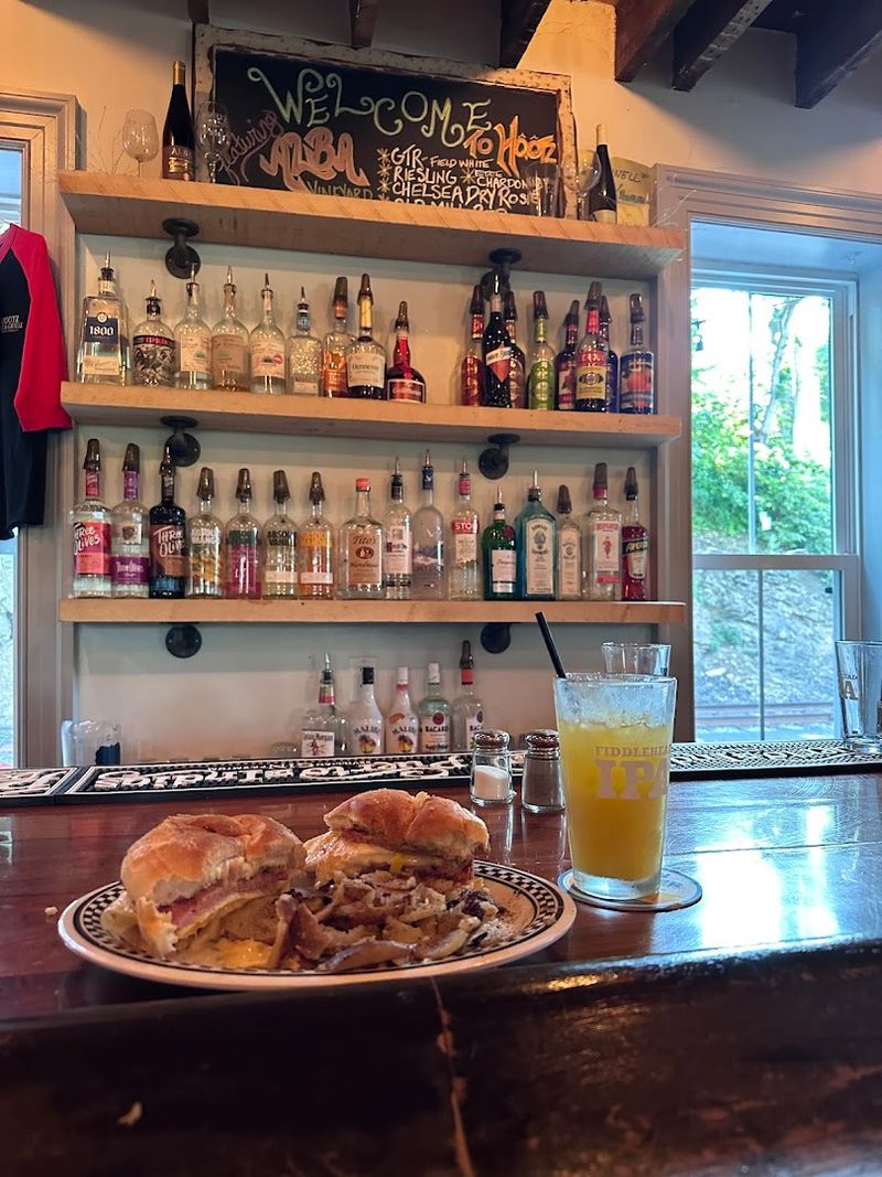 A Bar That Takes Its Hours Seriously