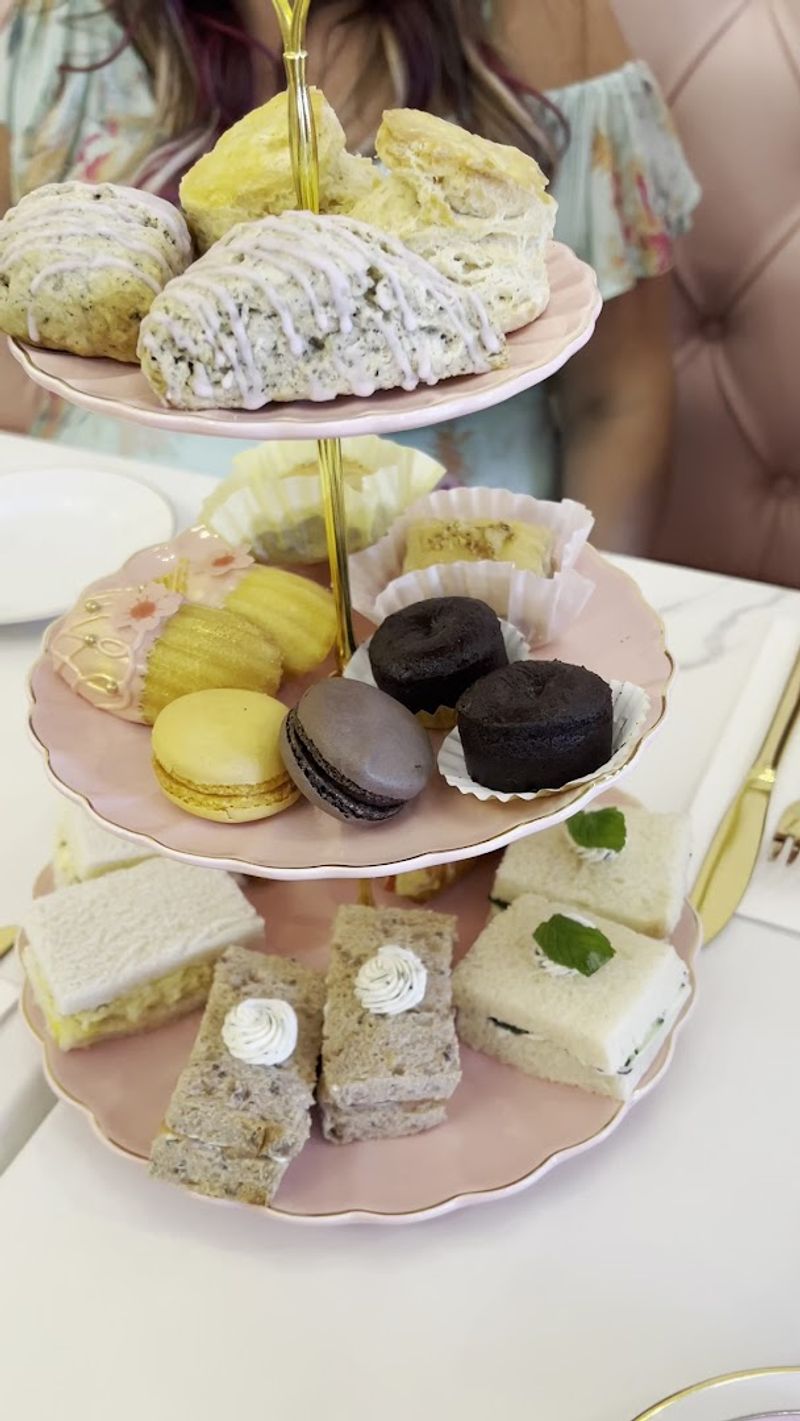 Tiny Desserts With a Big Impression