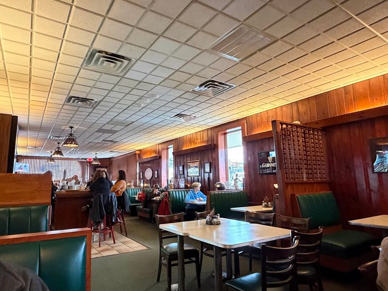 The Interior That Stopped the Clock