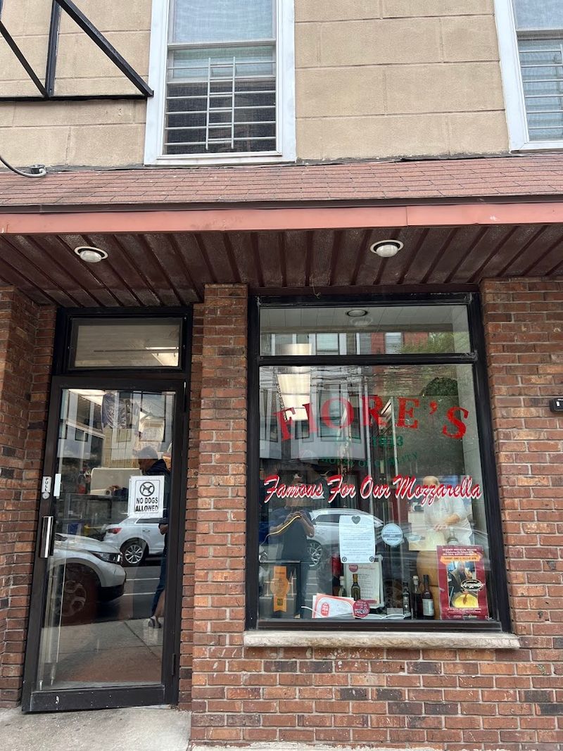 Hours, Parking, and Getting There Without the Stress