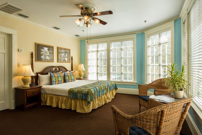 Rooms That Carry the Spirit of a Bygone Era