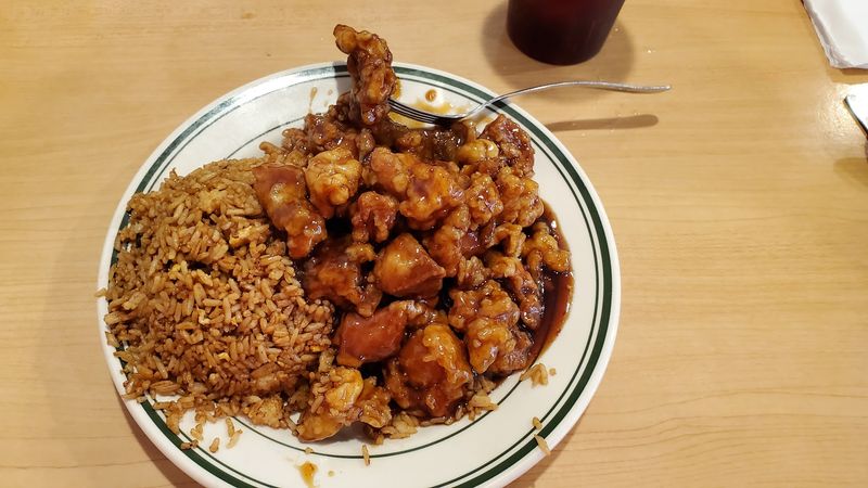 Honey Garlic Chicken and the Dishes That Define the Menu