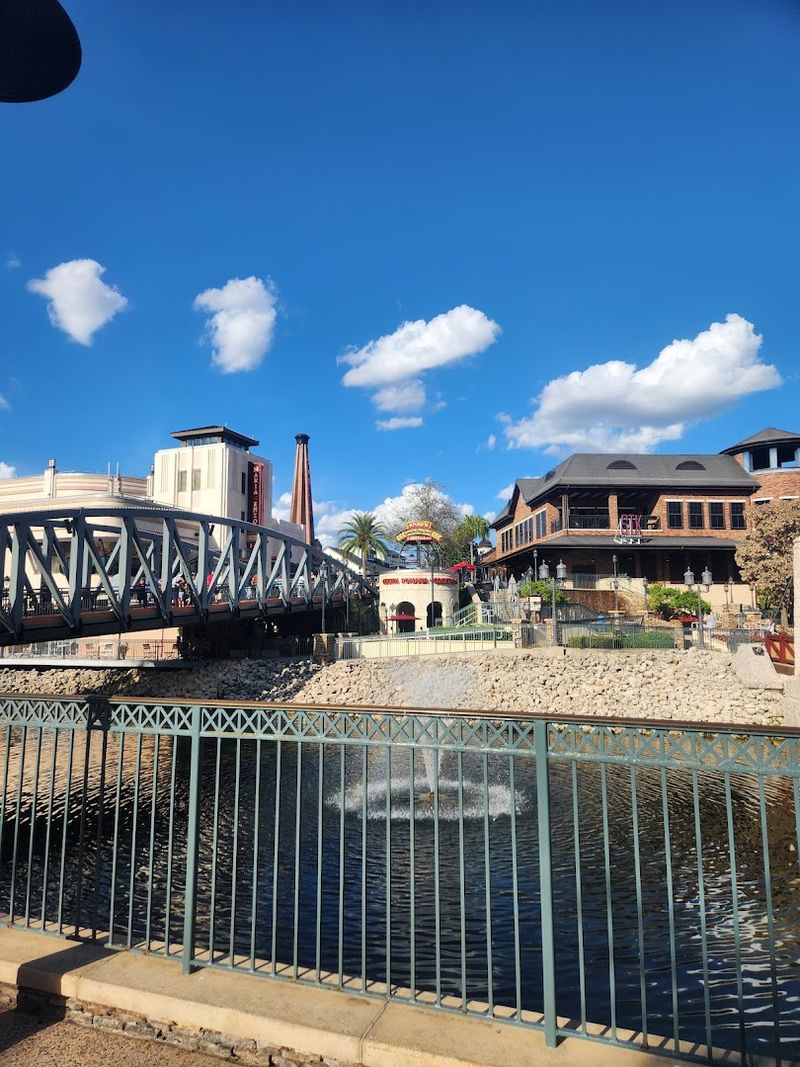 Dining at The Boathouse: Waterfront Elegance on Every Plate