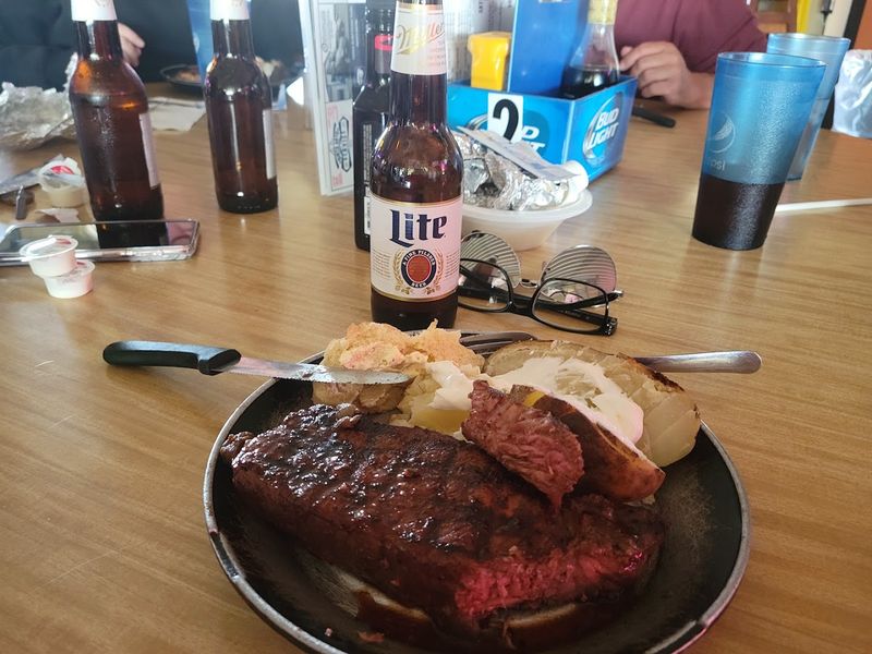 Desperado's (Hill City region / rural Ohio-style roadhouse)