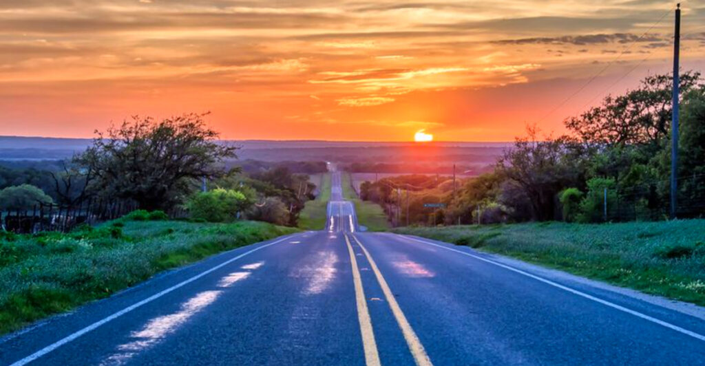 These 10 Scenic Drives in the U.S. Are Perfect for Spring