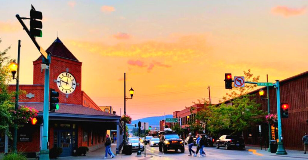 These 12 Small Towns in Montana Look Like They Belong in a Movie