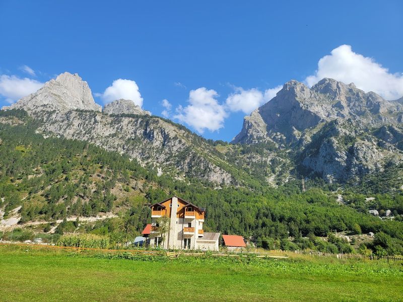 Valbona