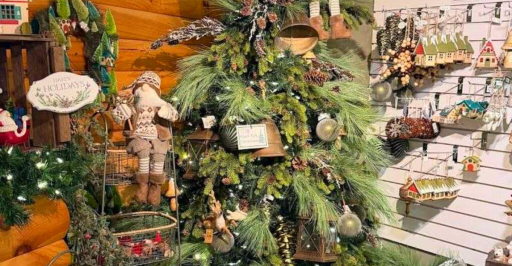 This Amish Country Village in Ohio Is Filled With Shops, Crafts, and Local Food