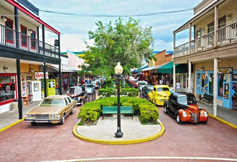 A Retro Destination Right in the Heart of Kissimmee
