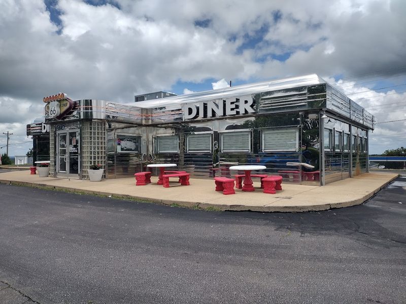 Where You Can Find This Retro Missouri Gem