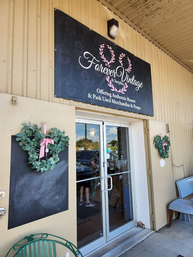 Finding the Shop on US-27 in Dundee, Florida