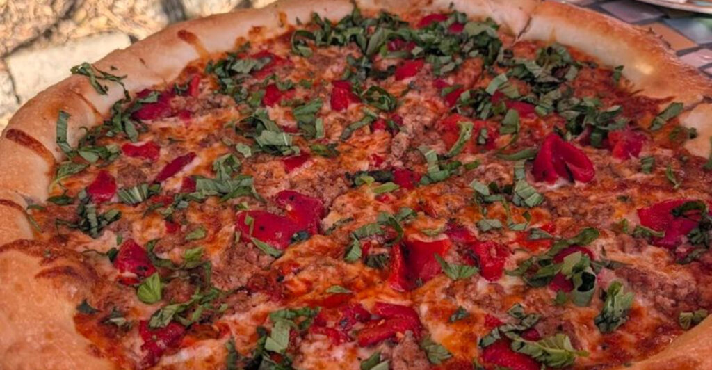 This Florida Pizza Spot Is a Quirky Local Legend with Eclectic Decor and Unforgettable Slices