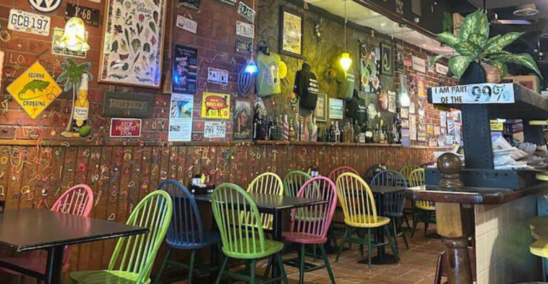 This Funky Daytona Beach Café Is a Colorful Favorite for Fresh, Healthy Bites and Laid-Back Vibes