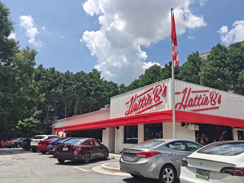 The Address and Setting: Right in the Heart of West Midtown