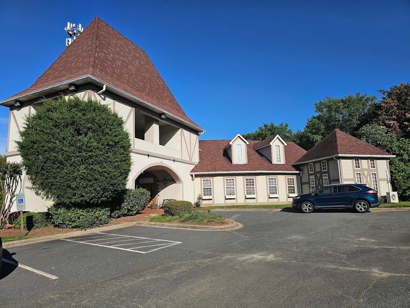 Where to Find Waldhorn Restaurant