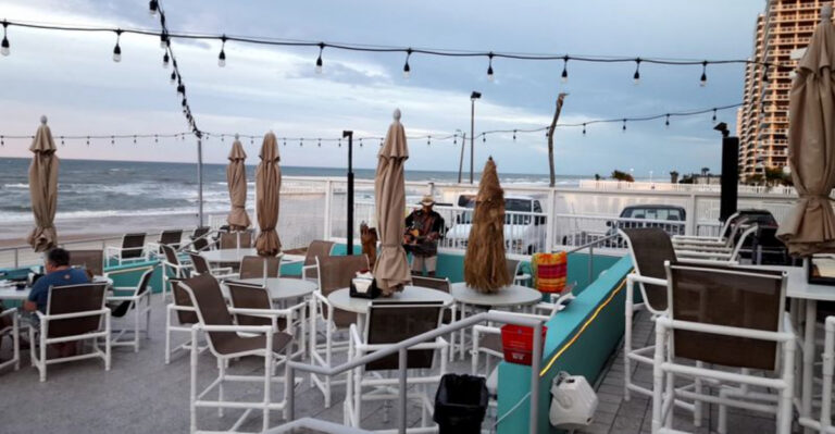This Laid-Back Ormond Beach Spot Is Serving Seafood and Drinks Just Steps from the Sand