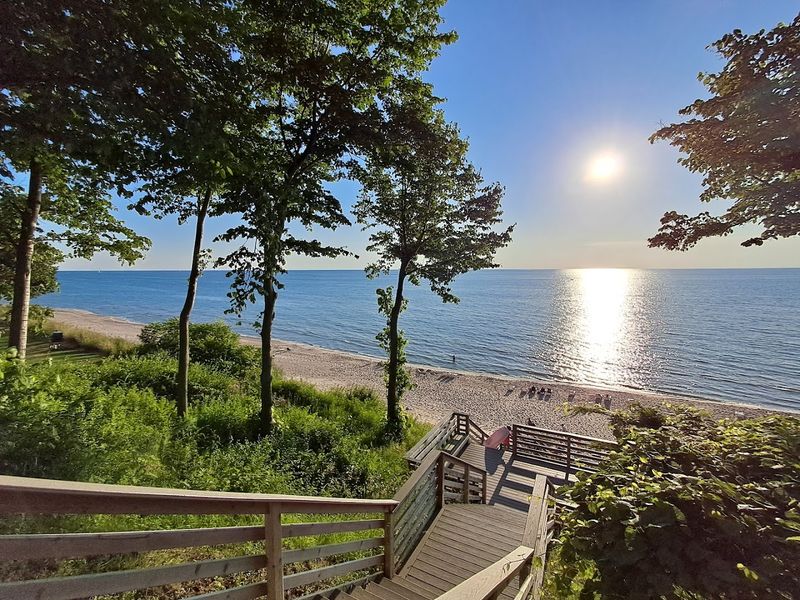 Where the Resort Actually Is and Why the Location Works So Well