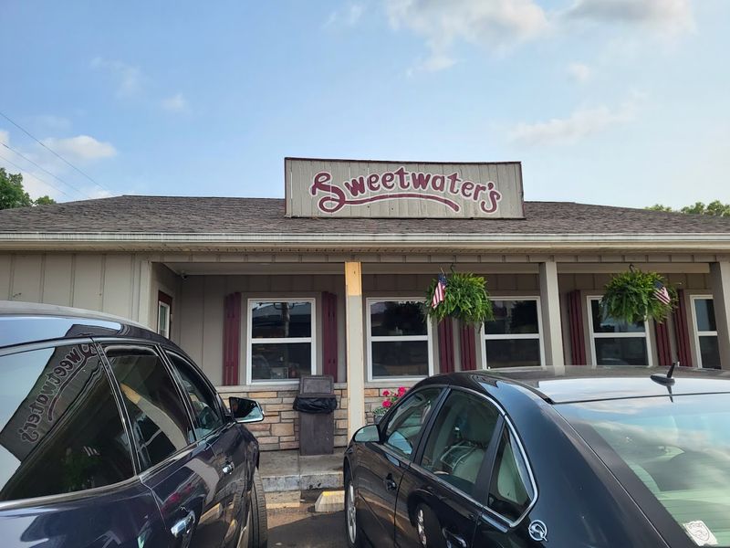 Where to Find This Legendary Kalamazoo Donut Destination