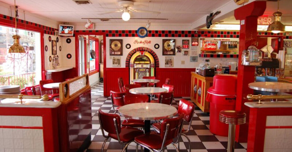 This Missouri Spot Is a Dream for Fans of 1950s Diners
