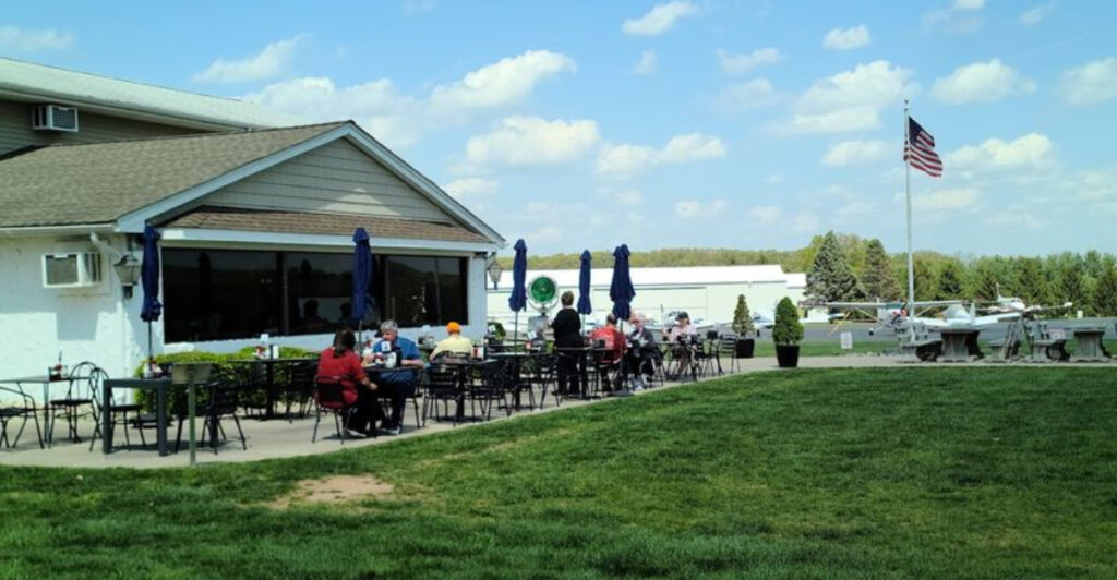 This New Jersey Café Lets You Eat Breakfast Beside A Working Runway