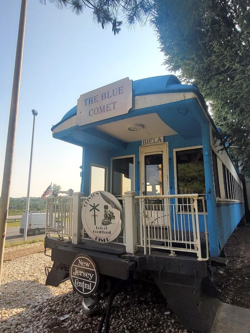 Where to Find This Round-the-Clock Diner