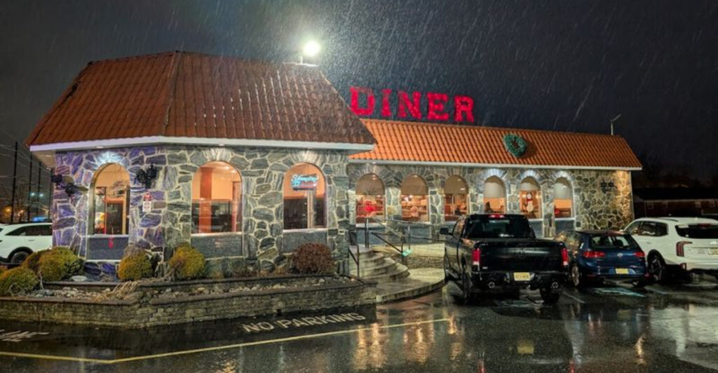 This New Jersey Diner Was Once Voted Burlington County’s Best Restaurant Seven Years In A Row