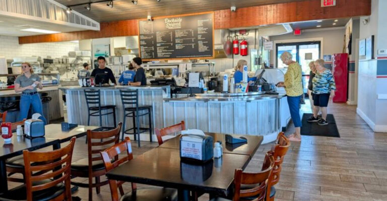 This No-Frills Jacksonville Beach Seafood Spot Is Always Packed for a Reason And It’s Worth the Wait