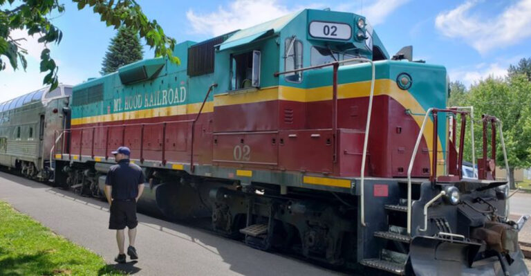 This Old-School Train Ride in Oregon Is a Must-Do for Just $27