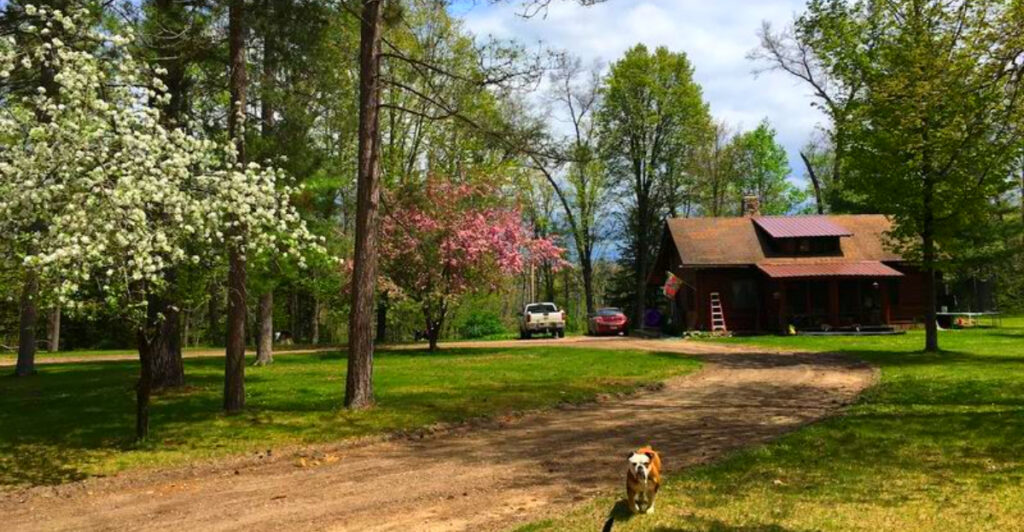 This Remote Michigan River Ranch Offers Total Quiet, Kayaking, and a Rare 5-Star Stay