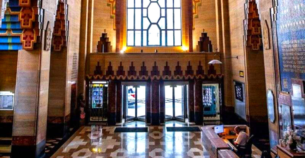 This Stunning Detroit Skyscraper Has a Jaw-Dropping Art Deco Lobby – and It’s Free to Enter
