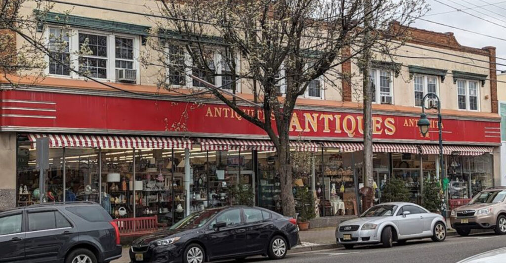 This Two-Floor Antique Centre In Point Pleasant Beach Is A Treasure Hunt In Disguise