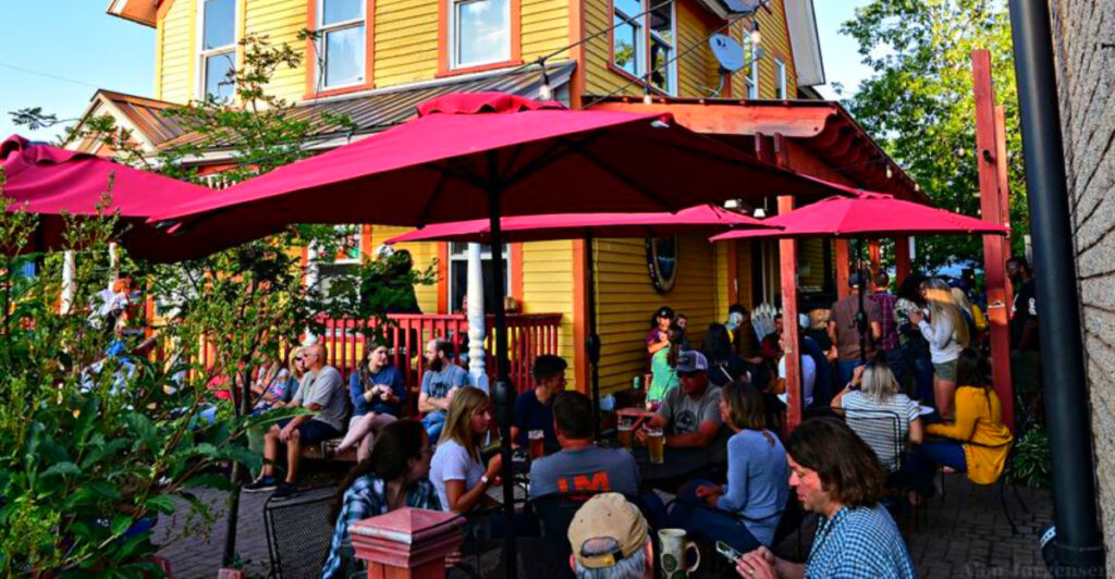 This Upper Peninsula Brewery Has Live Music, a Cozy Yard, and a Line Out the Door on Busy Nights