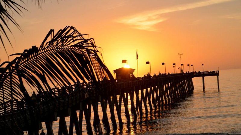 Where to Find This Iconic Pier Restaurant