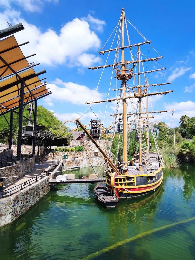 Isla Mágica (Seville)