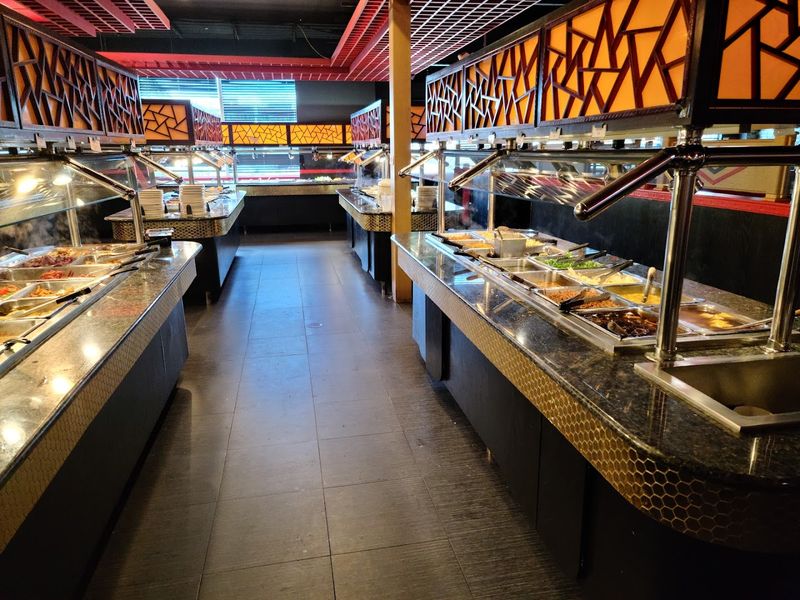 Hibachi Sushi Buffet - Raynham