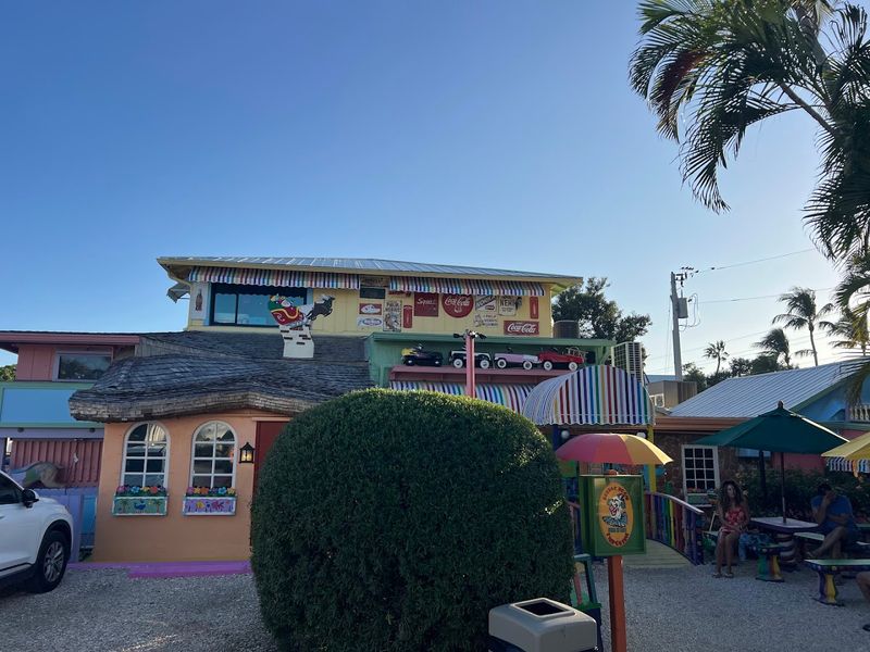 A Spot That Has Survived Storms and Stayed Beloved